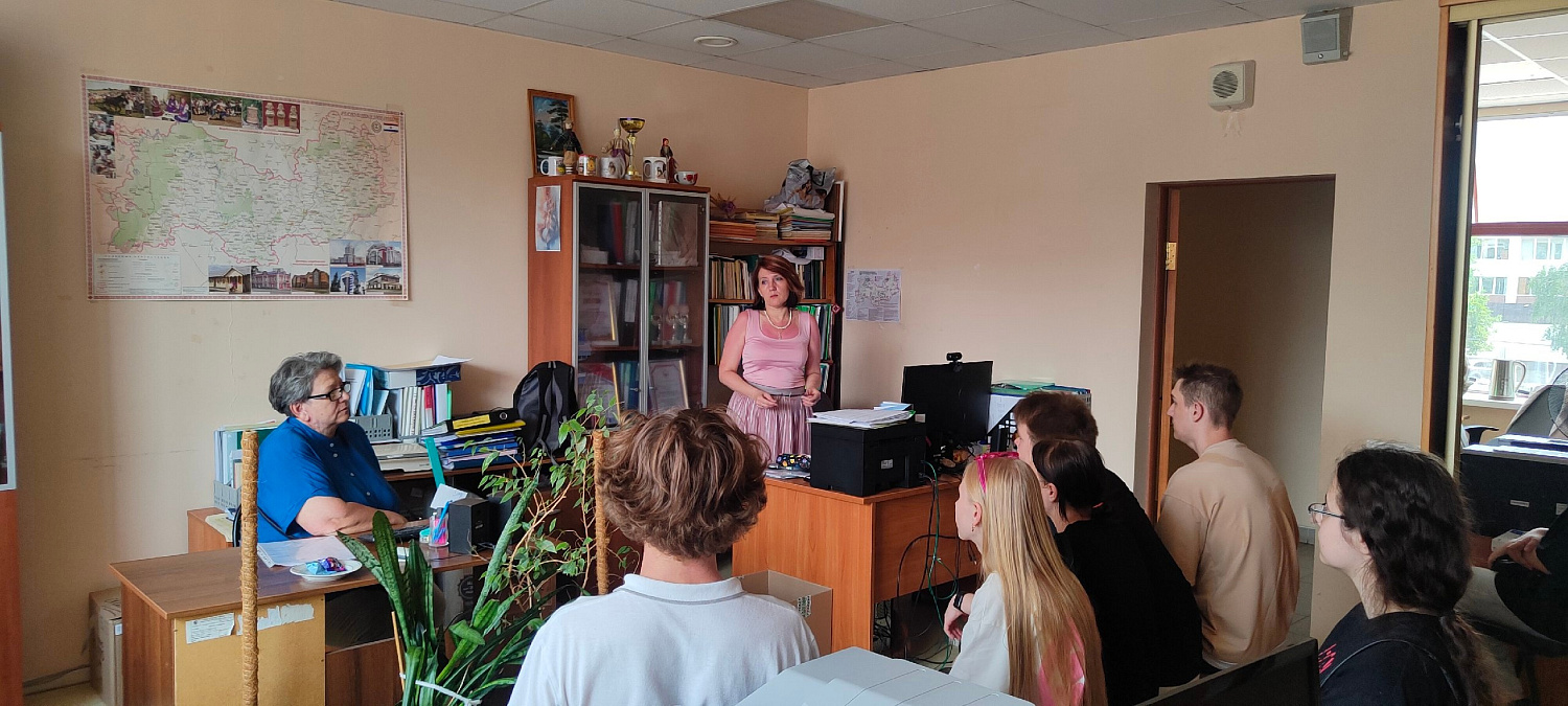 Экскурсия в Республиканский дом народного творчества для студентов