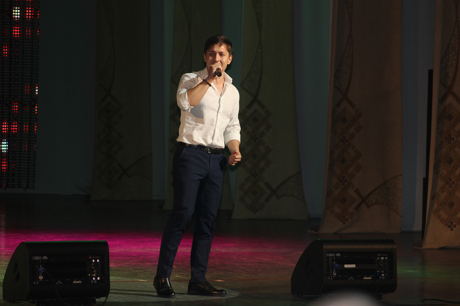 Народная вокальная студия «Чёфкс»