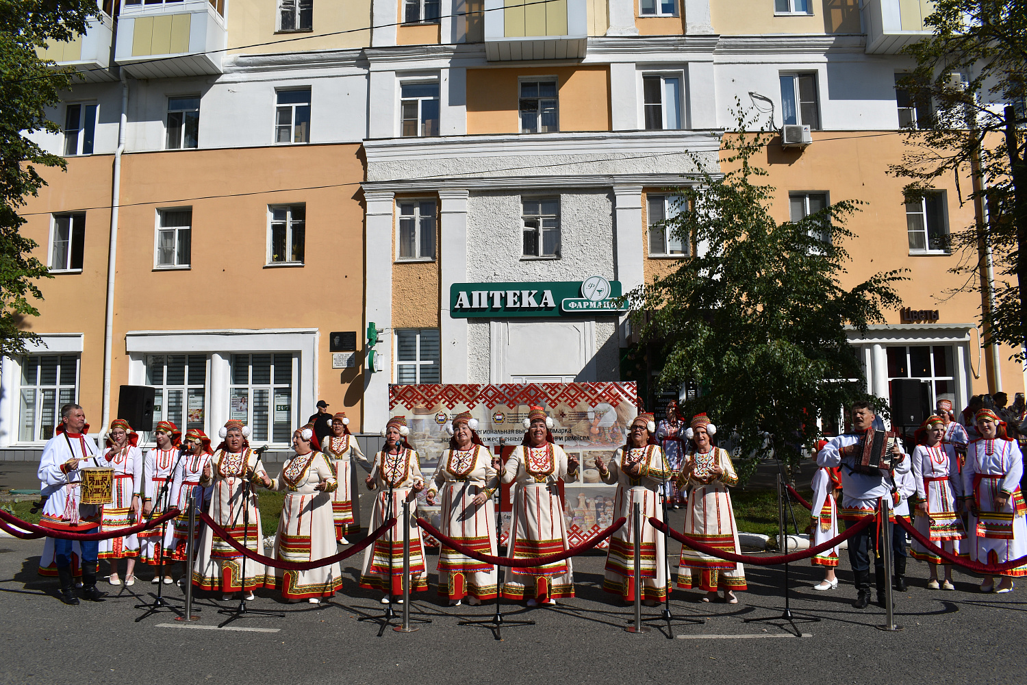 Межрегиональная выставка-ярмарка народных художественных промыслов и ремесел «ТЕВ» прошла в Саранске 